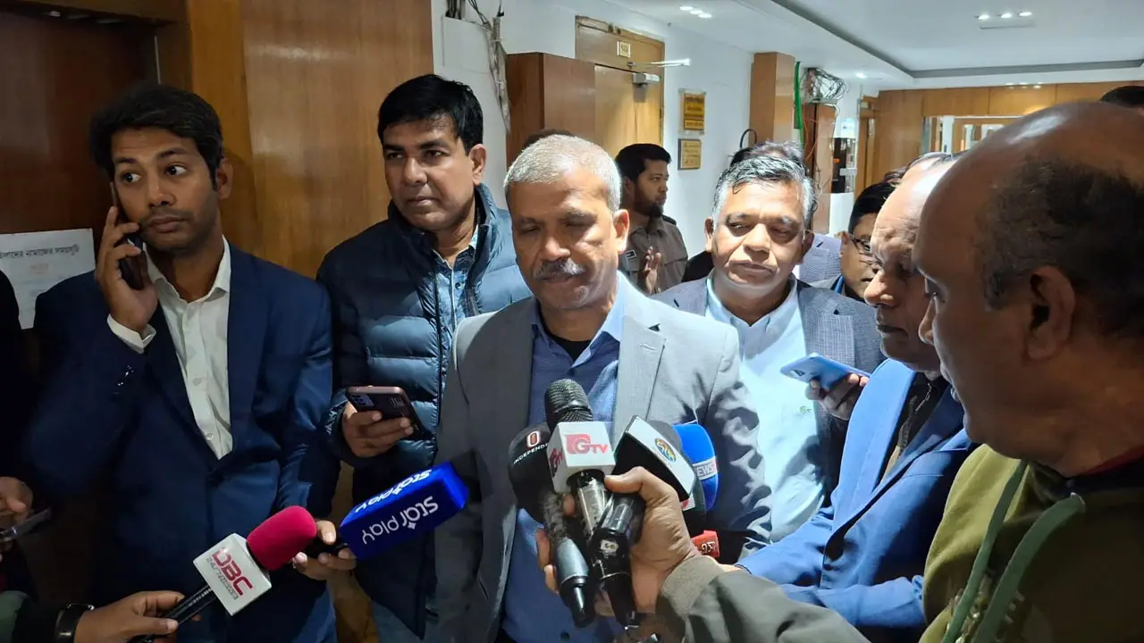 ভারতে খেলতে না যাওয়ার অবস্থানে অটল বাংলাদেশ: আসিফ নজরুল